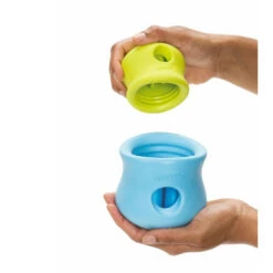 Zogoflex Toppl - Treat Toy -Bekend Hondenspullen Winkel 9tpeWj2v4uAl8e5jxvLU3smBw1xpLC metaVG9wcGwtaW4tZWxrYWFyLTEtemwuanBn