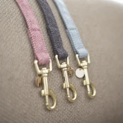 Kentucky Dogwear Hondenlijn Wool -Bekend Hondenspullen Winkel n4dabkHyTe4wqKeZrMMRoA59kFjOzJ metaS2VudHVja3ktRG9nd2Vhci1Ib25kZW5saWpuLVdvb2wtbGljaHRibGF1dy1kZXRhaWwtMi5wbmc