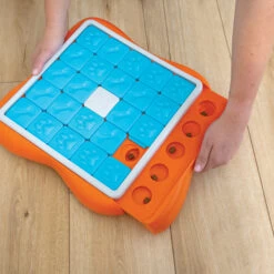 Nina Ottosson Challenge Slider -Bekend Hondenspullen Winkel nina ottosson challenge slider 179617 2000 none