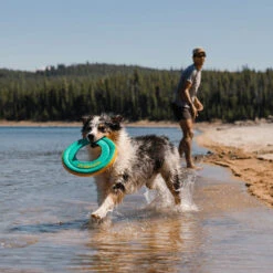 Ruffwear Hydro Plane Floating Throw Toy -Bekend Hondenspullen Winkel ruffwear hydro plane floating throw toy 200819 1500 none